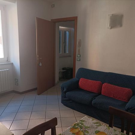 Casa Blu Jasmine Apartment Gargnano Ruang foto